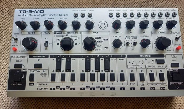Behringer TD3MO