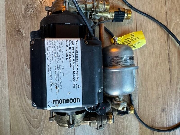 tuart Turner Monsoon Universal N3.5 Bar Twin Shower Pump