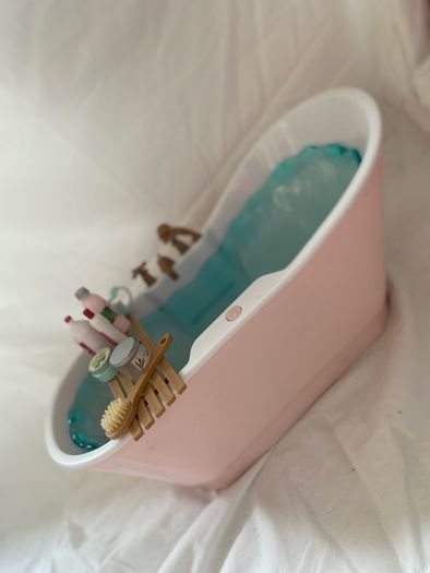 Our generation food truck, bathtub, picnic table, dolls, and clothes