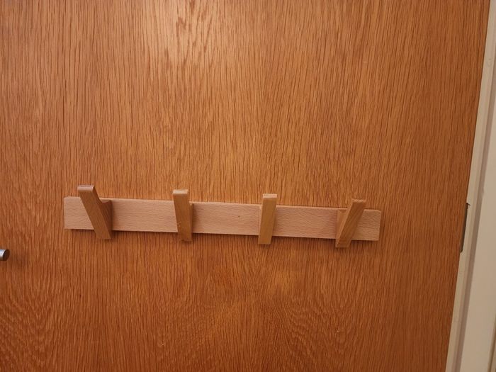 Coat Hangers 5x