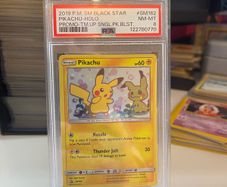 Pikachu Black Star SM162 - PSA8