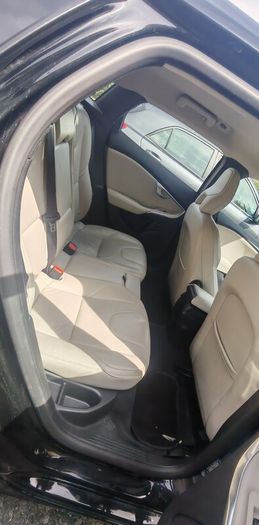 2018 Volvo V40