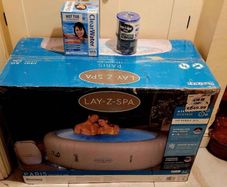 Hot Tub Lay-Z-Spa 4/6 Capacity