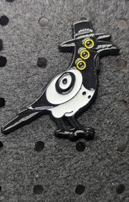 Sussie Kpop enamel pin