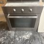 oven hob and extractor Image 3