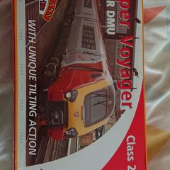 Bachmann 32-625 Class 221 Virgin Super Voyager 5-Car DMU OO Gauge