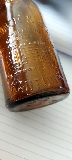O Connor's kanturk 1/2 pint vintage bottle,,bottle seems to have a defect,around bottom of bottle, holds water no leeks,see pictures,sold as is ,lovely display advertising bottle, collectors items, buyer collects or pays postage thank you,