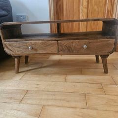 Solid wood tv cabinet