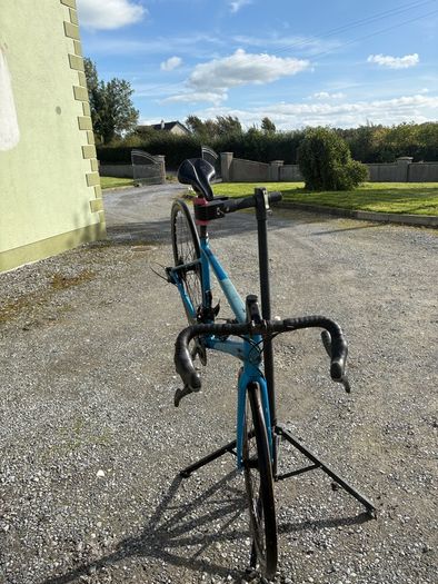 cube attain road bike