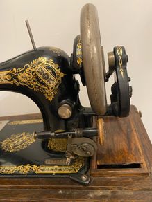 Sewing Machine Singer original Table Top model
