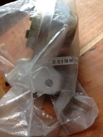 Bmw E46 (05) - R/h suspension bush
