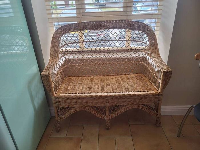 Wicker Seat - Free must be collected today.