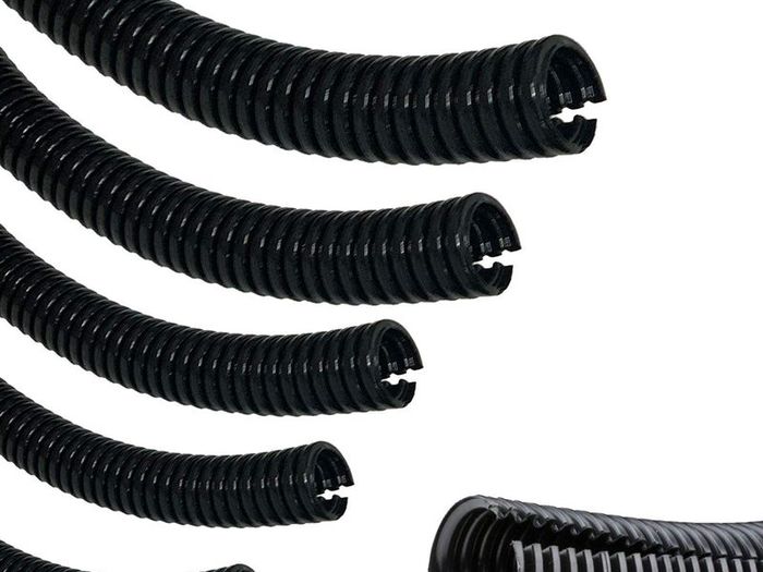Corrugated Wire Tube Cable Protection Pipe Slit Flexible Car Tubing/Trunking (Inner 4.5mm, 5 Metres)