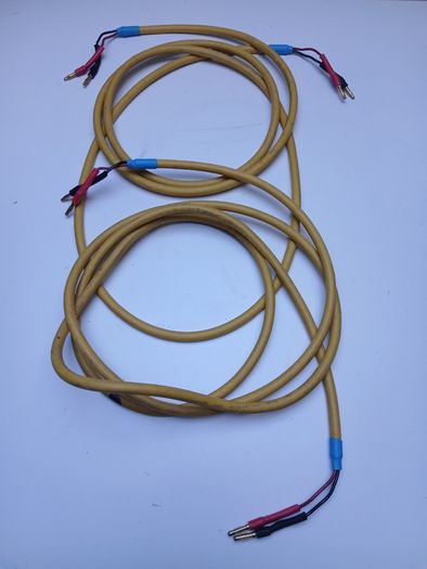 KEF Audio High Definition OFC speaker cables with banana plugs