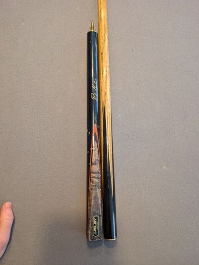 Riley England "Paul Hunter" Signature Series 2-Piece Snooker Cue