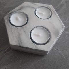 Candle holder