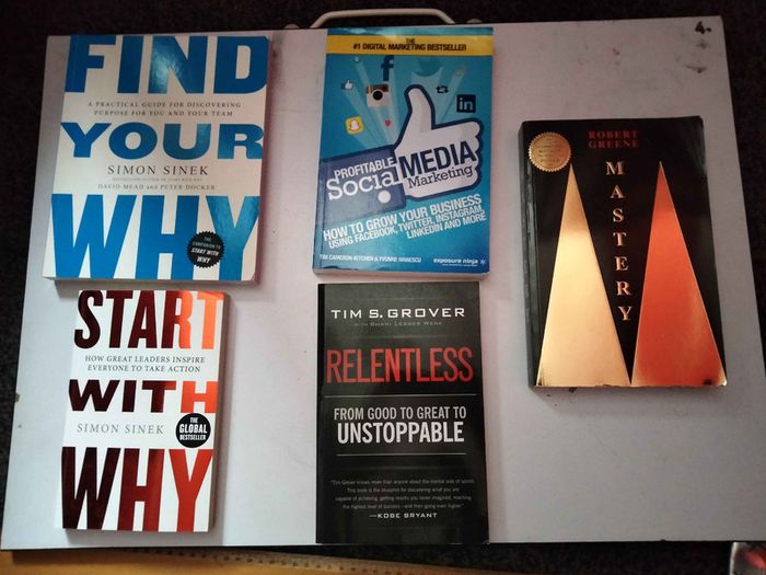 Business, Leadership and Personal Development Book Bundle