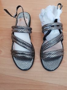 ladies sandals