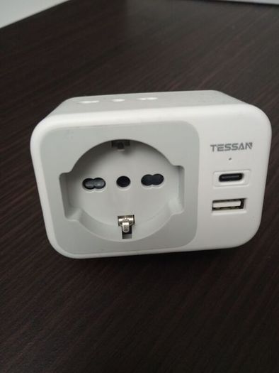 Italian plug UK/IRE adapter