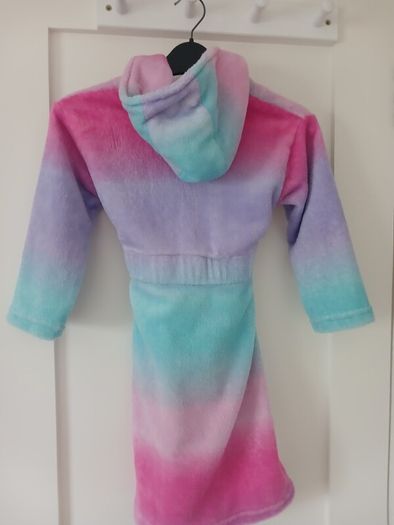 Girls dressing gown age 5/6