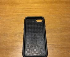 OtterBox Symmetry Case for iPhone 7/8/SE (2nd/3rd gen)