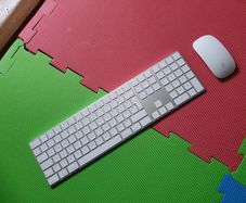 Original Magic Keyboard (numeric Keypad) & Magic Mouse 2.5