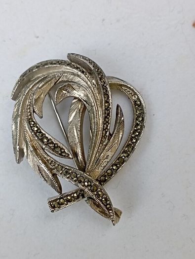 Vintage brooches