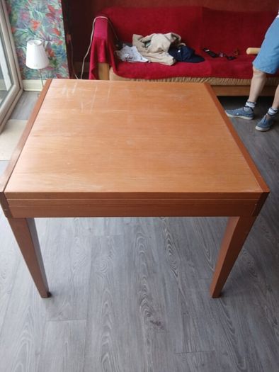 Extending table