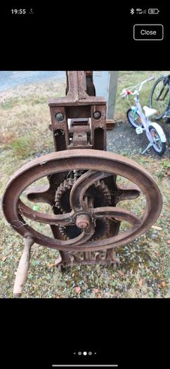 clothe mangle