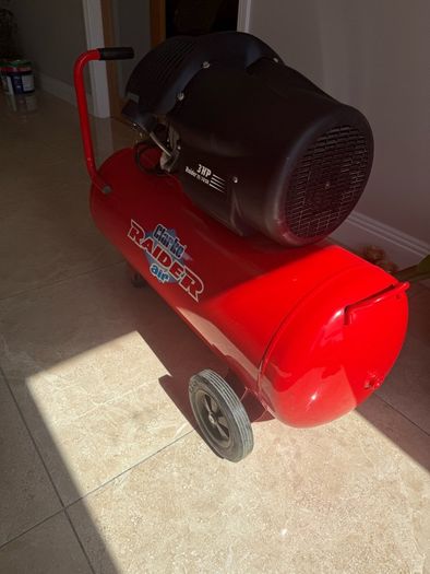 Clarke 100L Compressor
