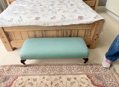 bedroom ottoman
