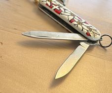 swiss knife