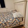 Queen size bed frame Image 4