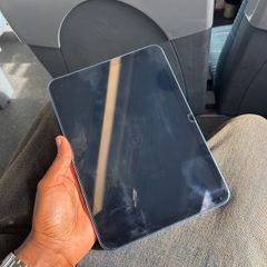 Apple IPad 10th Gen 64GB