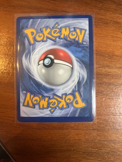 Mew full art from fusion strike sword and shield era very good condition