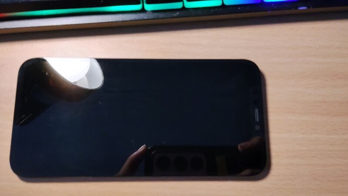 iPhone 12 screen