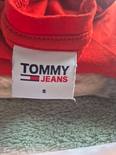 Tommy jeans essential logo slim fit t-shirt(sizeS)