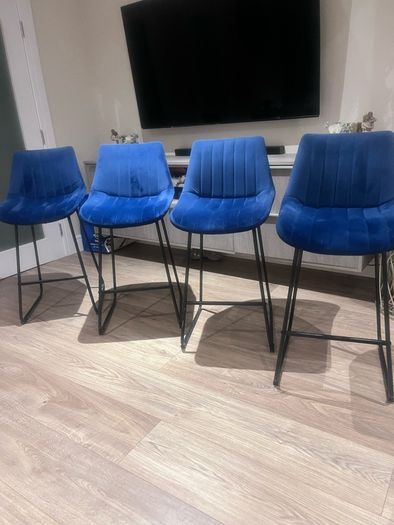 4 blue velvet bar stools
