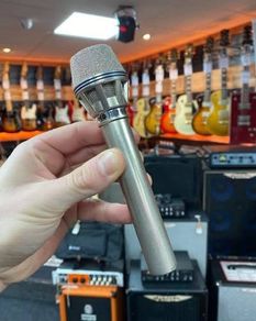 Akg D190e