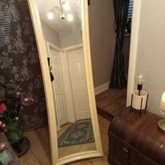 Standing mirror