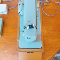 WORKING- brother antique sewing machine from 1960
