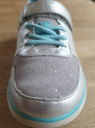 Clarks Fabulous Girls Clarks Silver Trainers Size 11.5 F