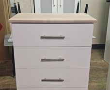 Brand new Chest of Drawers