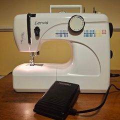 Lervia Sewing Machine