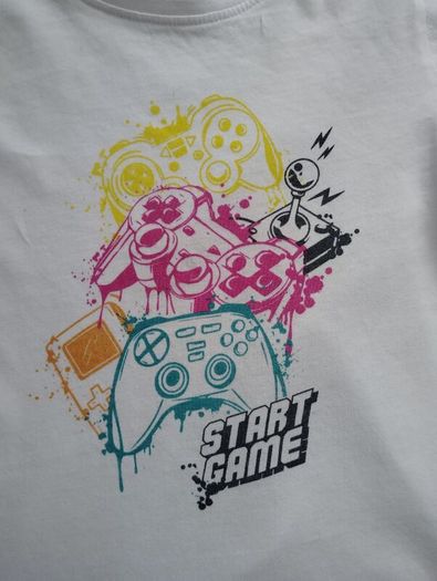 boys t-shirt.age 4/5