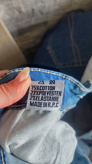 New koucla jeans with studs size small