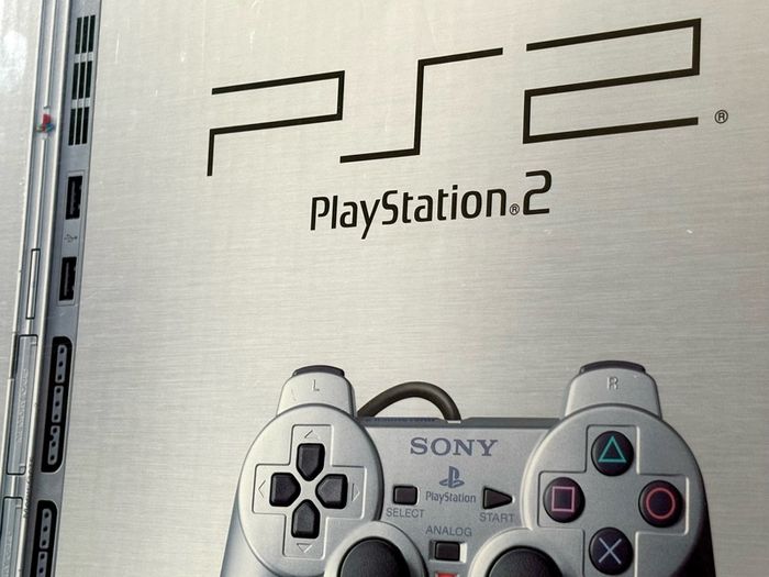 Original Sony PlayStation 2 Slimline Console in Satin Silver Boxed and Beautiful