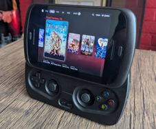 Anbernic RG Slide - Handheld gaming console