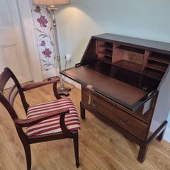 writing desk
