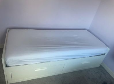 FREE Children's kids bed with drawers